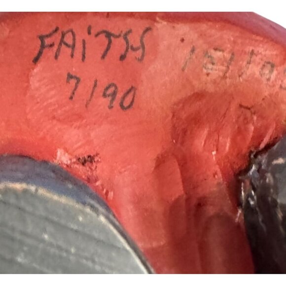 Vintage De La Ronde Folk Art Santa Claus Sculptured Figurine Signed 1988 7 1/8" - Picture 7 of 8